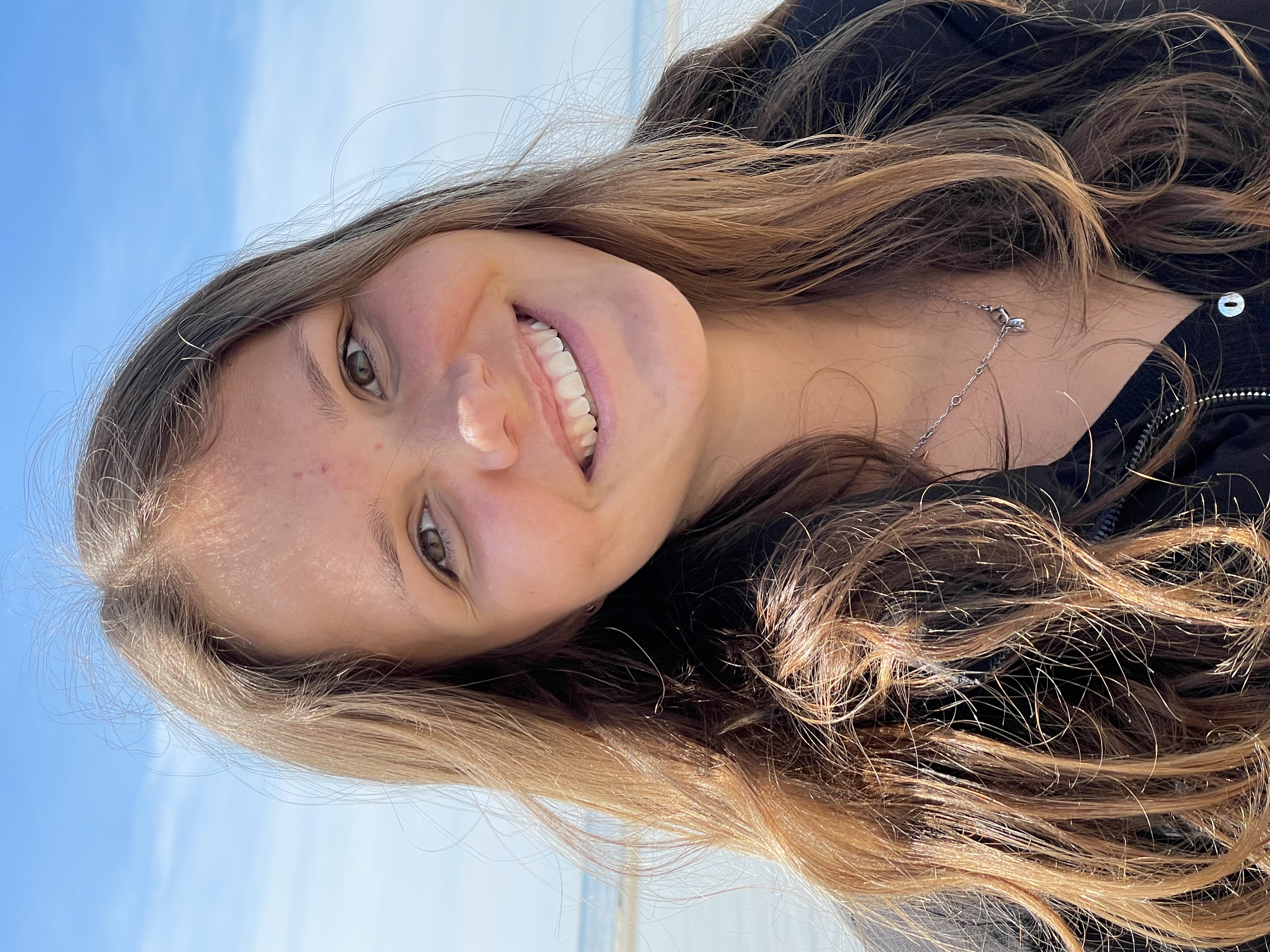 Ines L. student portrait